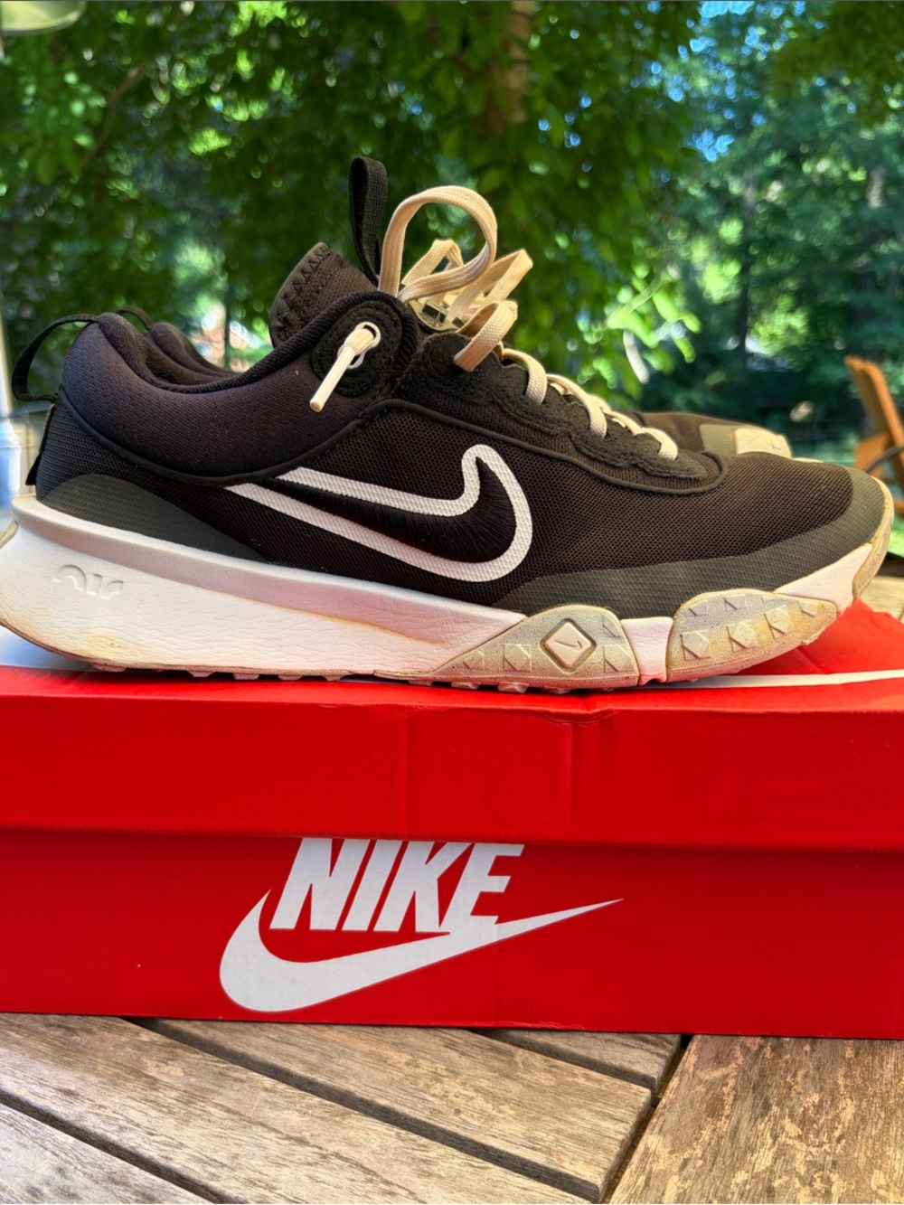 Nike Men’s Air Diamond Turf Trainers.